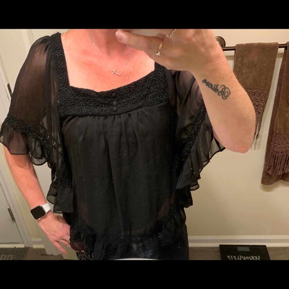 🌺Beautiful black Shirt By Beige 🌺